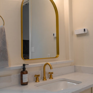 Modern Master Bathroom Remodel in Austin, TX