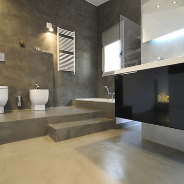 Topcret Microcement applied on Walls and Bathroom Floor