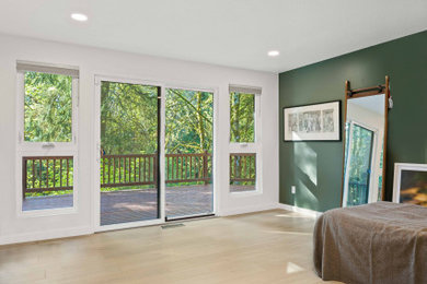 Bedroom - modern bedroom idea in Seattle