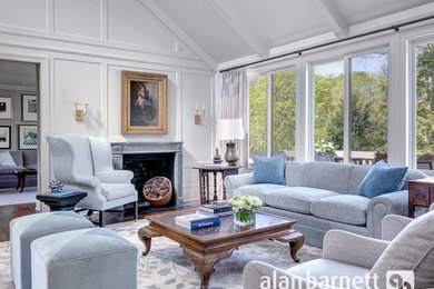 Example of a transitional home design design in New York