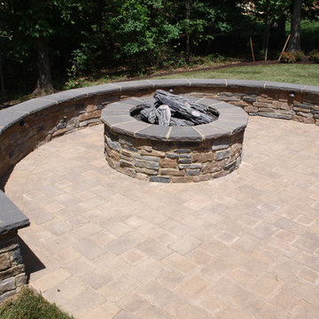 Outdoor fireplaces/ firepits