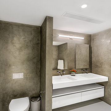 Modern Bathroom with Textured Gray Walls
