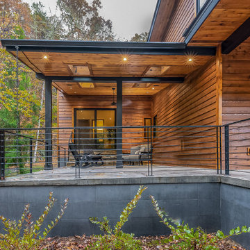 Paradise River: Modern Riverside Home