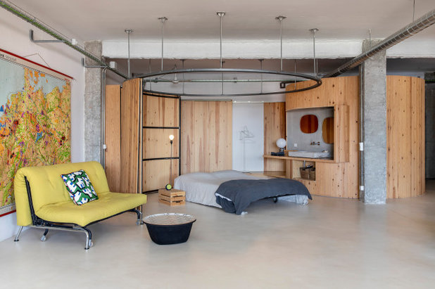 Industrial Dormitorio by Soto-Lay Architects