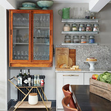 Freestanding furniture