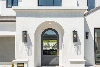 Inspiration for a transitional entryway remodel in Los Angeles