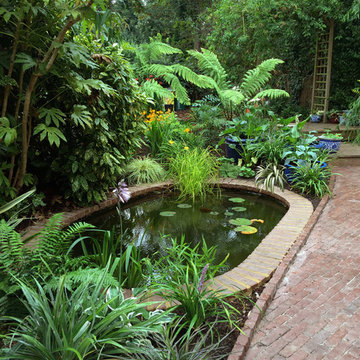 Pool garden