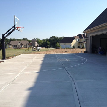 Jeffrey Z's Pro Dunk Platinum Basketball System on a 50x32 in Hartland, WI