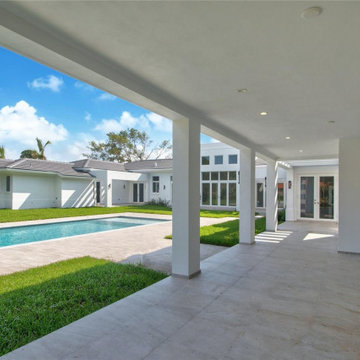 Contemporary Home - 02