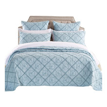 Farmhouse Bed & Bath