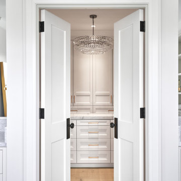 Custom Luxe/Transitional Home in the Beach