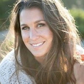 Julie Cahill's photo