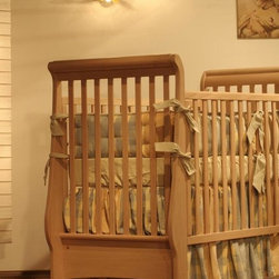 VIOLINI Collection - Cribs