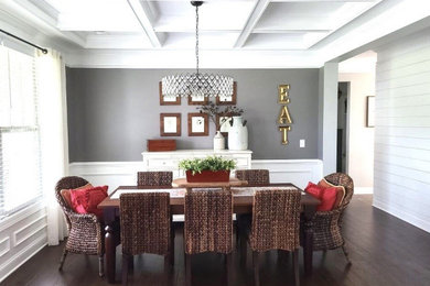 Dining room photo in Other