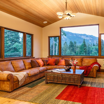 Two Dogs Mountain Retreat