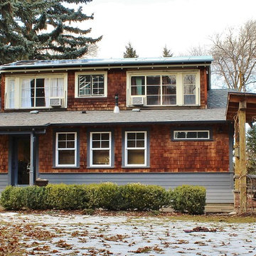 A Russian Fireplace Anchors a 1912 Family Home