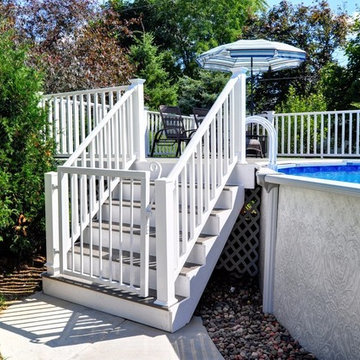 Custom Pool Deck Men. Falls