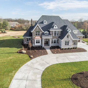 Custom Estate | Crane Road Estates in St. Charles, IL