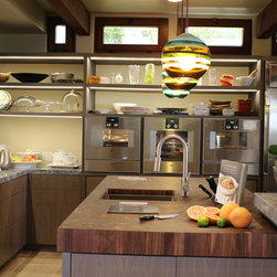 Irvine, California - Transitional - Kitchen - Kitchen Islands And Kitchen Carts