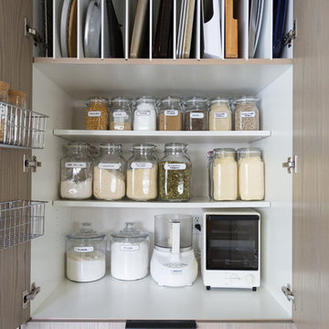 My Houzz: Happy Colors and Modern Touches in a Kansas City Home