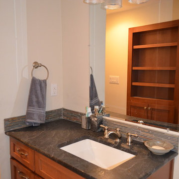 Portland Bonus Bathroom