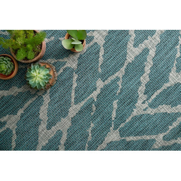 Teal and Gray Indoor/Outdoor Isle Area Rug by Loloi, 5'3"x7'7"