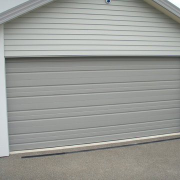 Steeline Deep Horizontal Rib Sectional Door