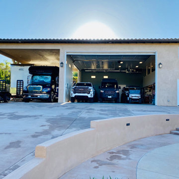 Poway, ca - Spacious RV Garage and Workshop with Bathroom