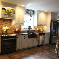 Backsplash - Kitchen Cabinetry