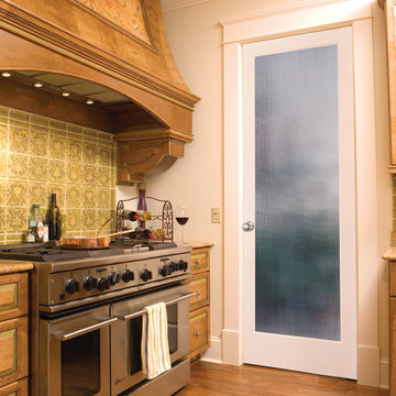 MicroCross Reed Decorative Glass Interior Door