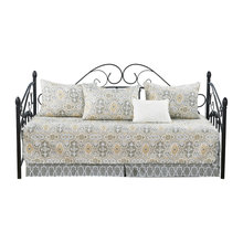 Daybed Coverlet Sets