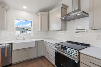 Example of a beach style kitchen design in Tampa