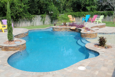 Elegant pool photo in Jacksonville