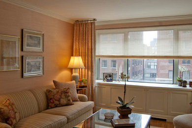 Living room - transitional living room idea in New York