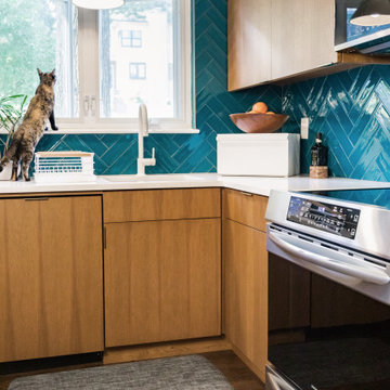 A Mid-Century Kitchen That Maximizes Every Inch
