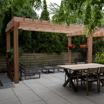 Backyard Patio & Pergola Retreat