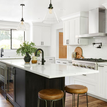 | modern lodge |
