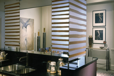 Kitchen - eclectic kitchen idea in Jacksonville