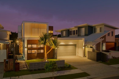Design ideas for a beach style exterior in Gold Coast - Tweed.