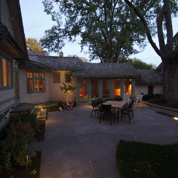 Fairytale Cottage Courtyard