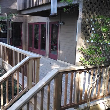 Couple Decks and Outdoor living areas