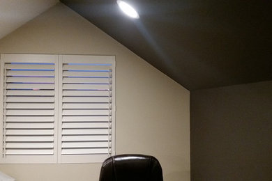 Hunter Douglas Palm Beach Polysatin Shutter