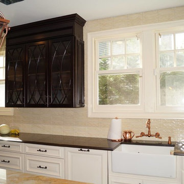 Transitional Elegant Kitchen