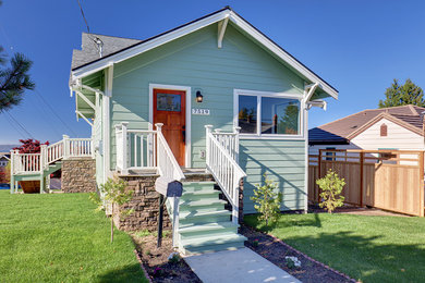 Home design - transitional home design idea in Seattle