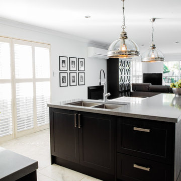 Innovative Entertainer's Kitchen