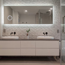 Mom: bathroom