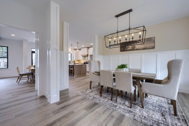 Dining room photo in Other