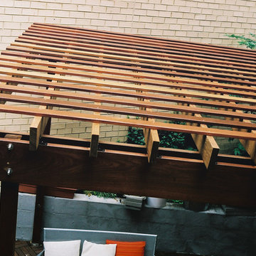 Deck & Arbor