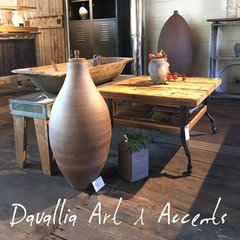 DaVallia Art & Accents