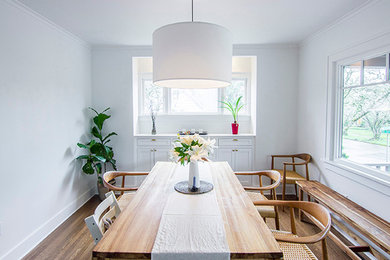 Example of a classic dining room design in Portland